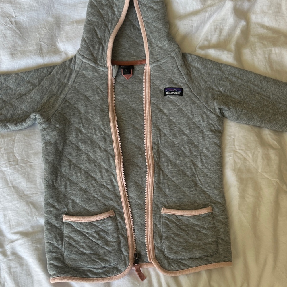 Patagonia Gray Quilted Jacket with Pink Accents